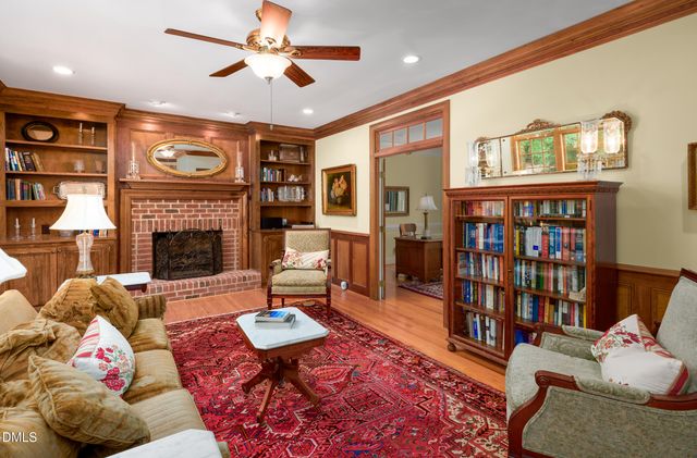 320 Lochside Drive, Cary, NC 27518