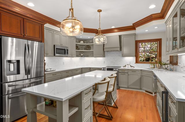 320 Lochside Drive, Cary, NC 27518