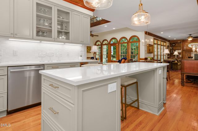 320 Lochside Drive, Cary, NC 27518