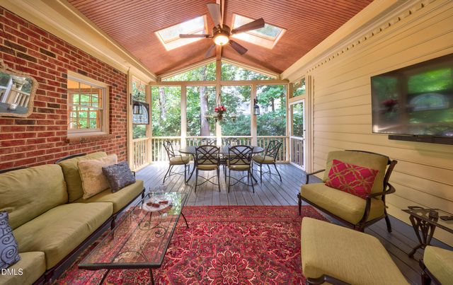 320 Lochside Drive, Cary, NC 27518