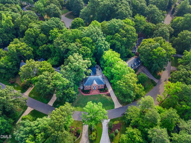 320 Lochside Drive, Cary, NC 27518