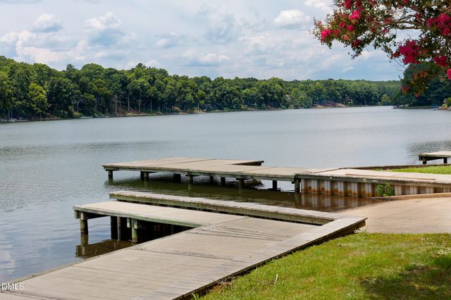 320 Lochside Drive, Cary, NC 27518
