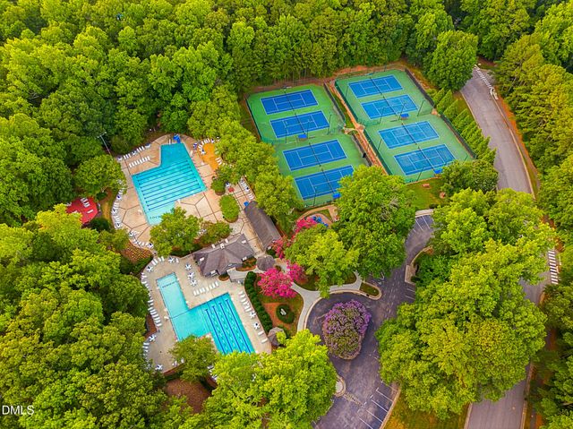 320 Lochside Drive, Cary, NC 27518
