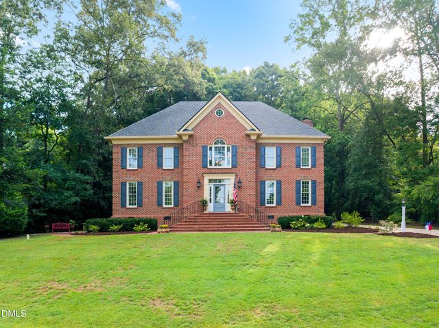 320 Lochside Drive, Cary, NC 27518