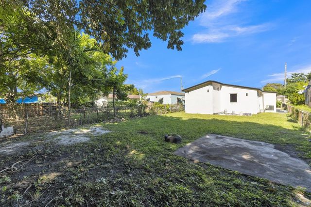 1170 NW 59th Street, Miami, FL 33127