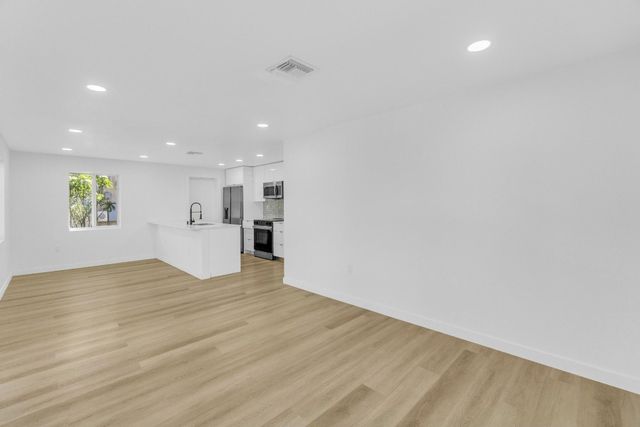 1170 NW 59th Street, Miami, FL 33127