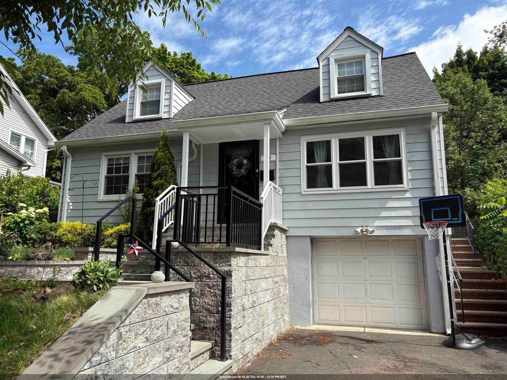 33 YANTECAW AVE, Bloomfield, NJ 07003