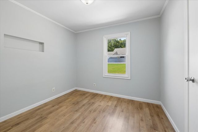 1805 Kelly Avenue, Crest Hill, IL 60403
