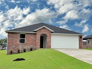 3040 Laredo Lane, Centerton, AR 72736
