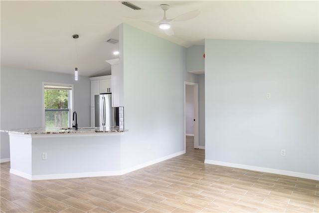 674 Beard Avenue, Sebastian, FL 32958