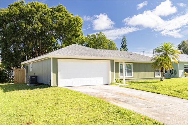 674 Beard Avenue, Sebastian, FL 32958