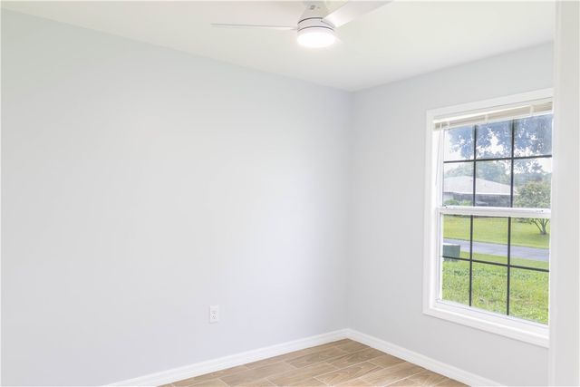 674 Beard Avenue, Sebastian, FL 32958