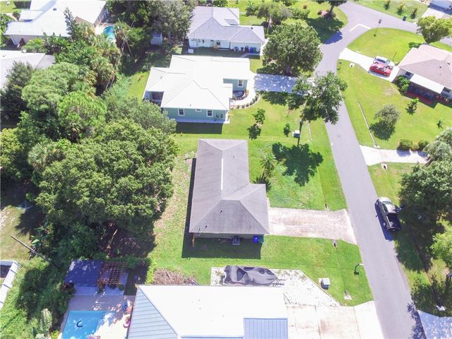 674 Beard Avenue, Sebastian, FL 32958