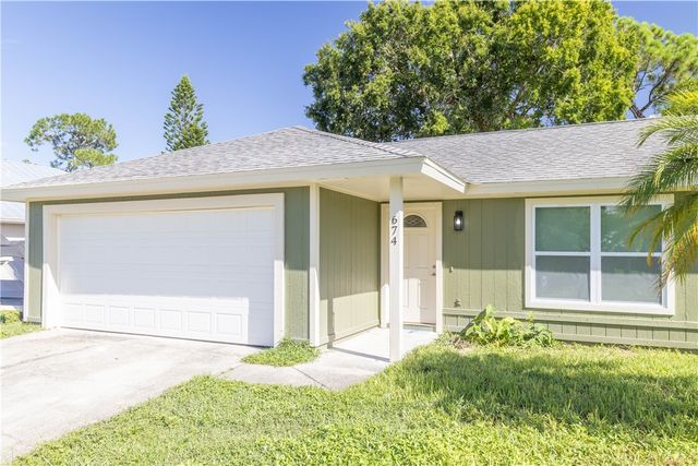 674 Beard Avenue, Sebastian, FL 32958