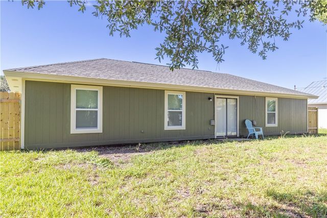 674 Beard Avenue, Sebastian, FL 32958