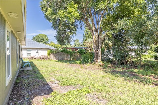 674 Beard Avenue, Sebastian, FL 32958