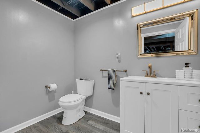 18500 Mayfield Street, Livonia, MI 48152