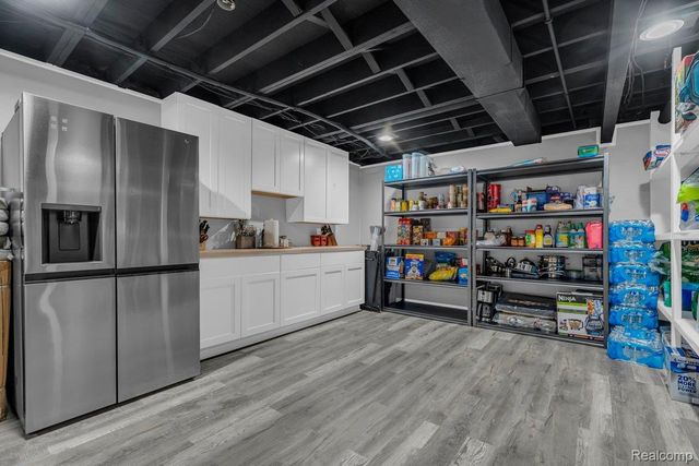 18500 Mayfield Street, Livonia, MI 48152