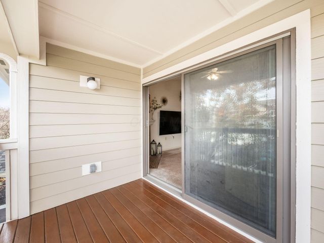 6755 Meadow Creek Drive, 207, Columbus, OH 43235