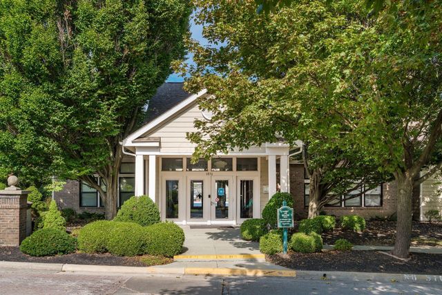 6755 Meadow Creek Drive, 207, Columbus, OH 43235