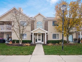 6755 Meadow Creek Drive, 207, Columbus, OH 43235