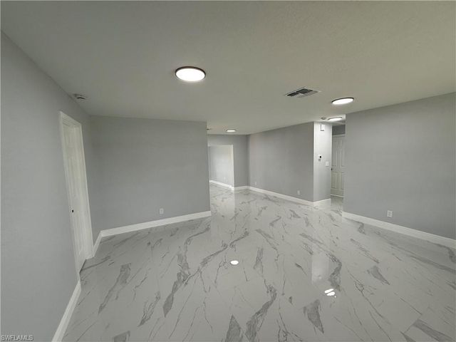 2008 Lotus RD, Fort Myers, FL 33905
