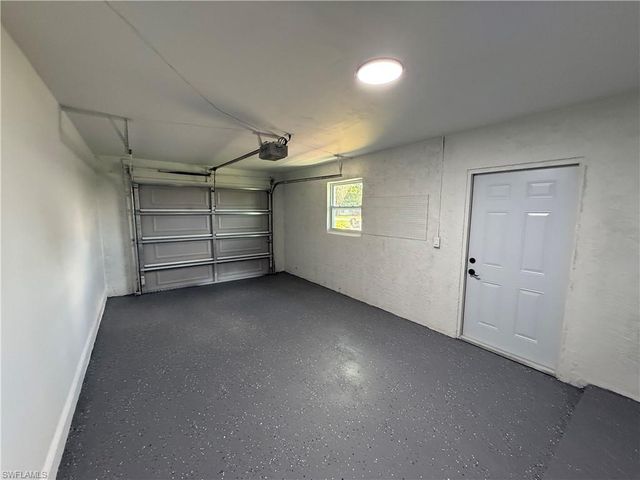 2008 Lotus RD, Fort Myers, FL 33905