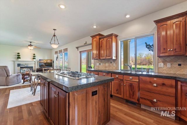 1104 W Colchester Drive, Eagle, ID 83616