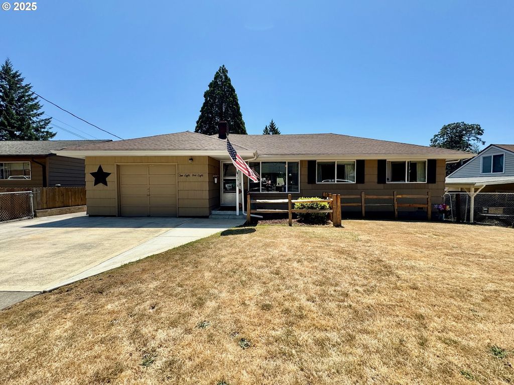 2818 I St, Washougal, WA 98671