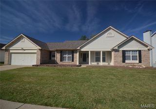 1026 Hawthorne Place, O'fallon, IL 62269