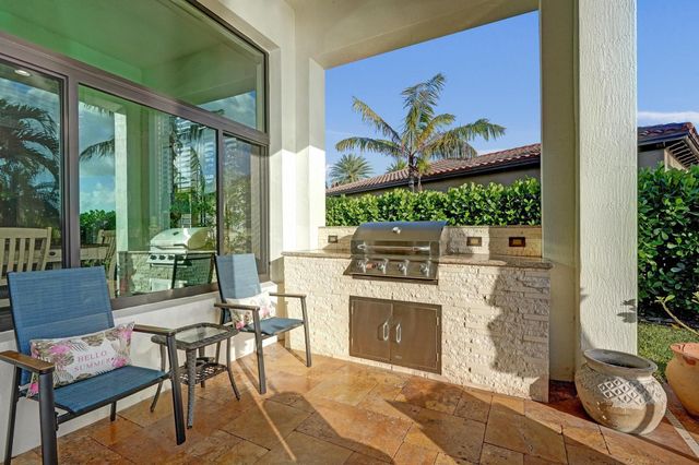 8251 NW 122nd Lane, Parkland, FL 33076