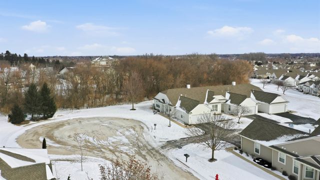 13032 Briargate Drive, Huntley, IL 60142