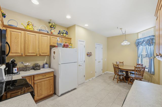 13032 Briargate Drive, Huntley, IL 60142