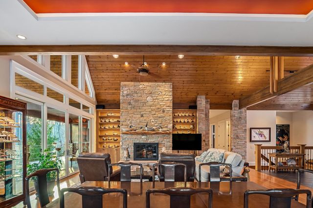 659 Harbour Greens Pl, Sparta, TN 38583