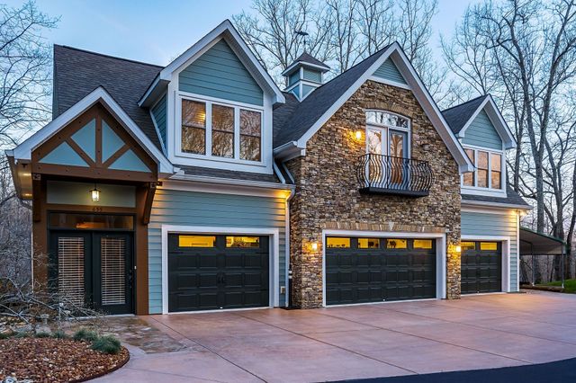 659 Harbour Greens Pl, Sparta, TN 38583