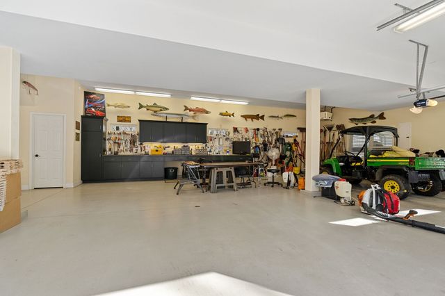 659 Harbour Greens Pl, Sparta, TN 38583