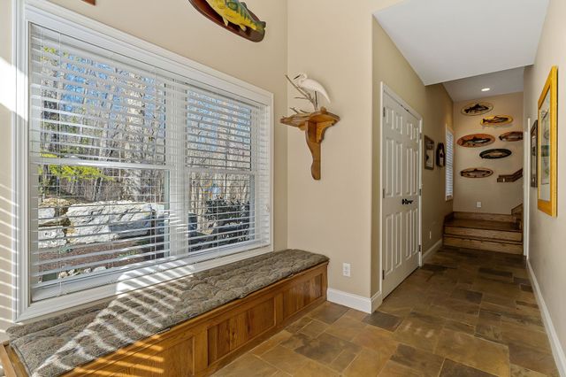 659 Harbour Greens Pl, Sparta, TN 38583