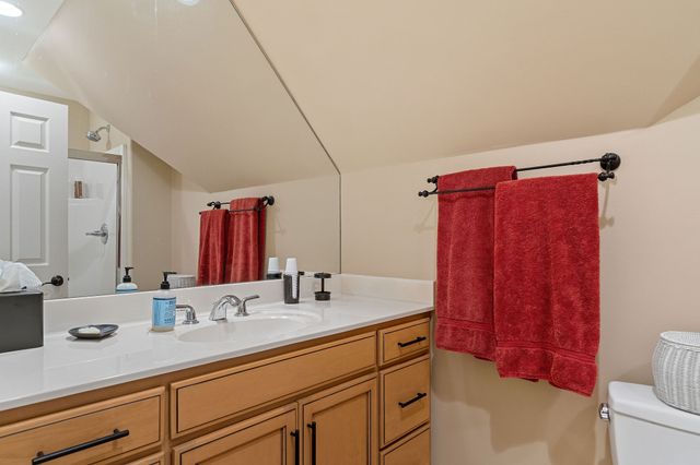 659 Harbour Greens Pl, Sparta, TN 38583