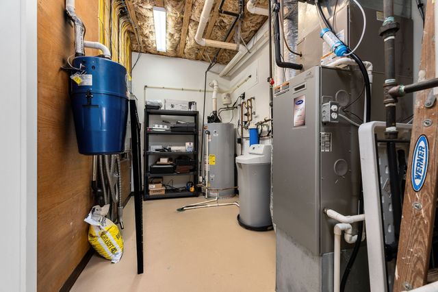 659 Harbour Greens Pl, Sparta, TN 38583