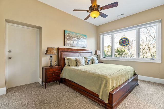 659 Harbour Greens Pl, Sparta, TN 38583