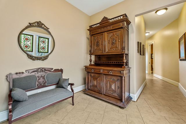 659 Harbour Greens Pl, Sparta, TN 38583