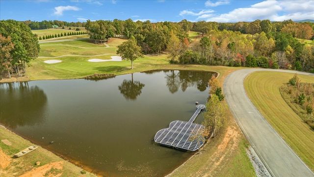 659 Harbour Greens Pl, Sparta, TN 38583