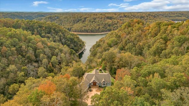 659 Harbour Greens Pl, Sparta, TN 38583