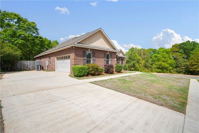 10069 Highfield Way, Mobile, AL 36695