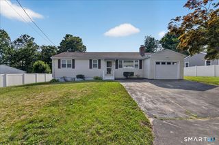 152 Ida Avenue, Derby, CT 06418
