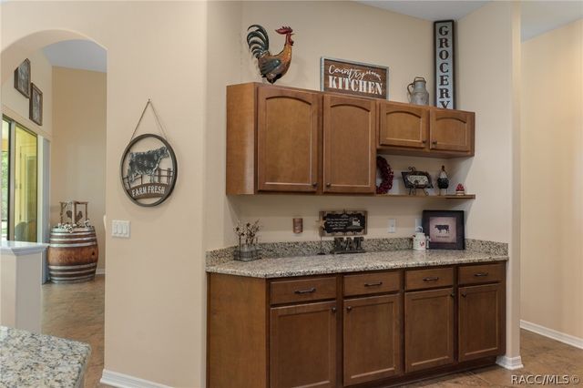 4081 W Roundup Court, Beverly Hills, FL 34465