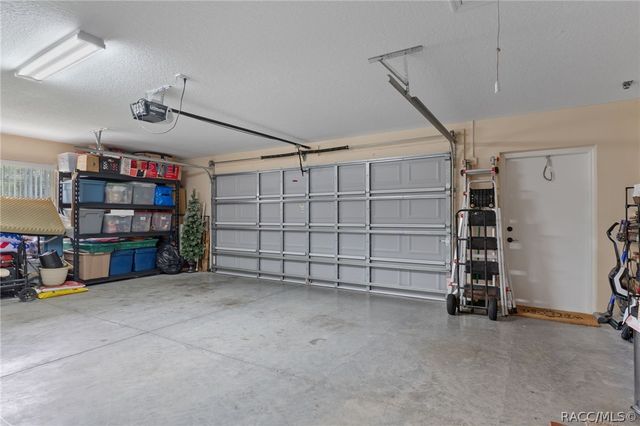4081 W Roundup Court, Beverly Hills, FL 34465