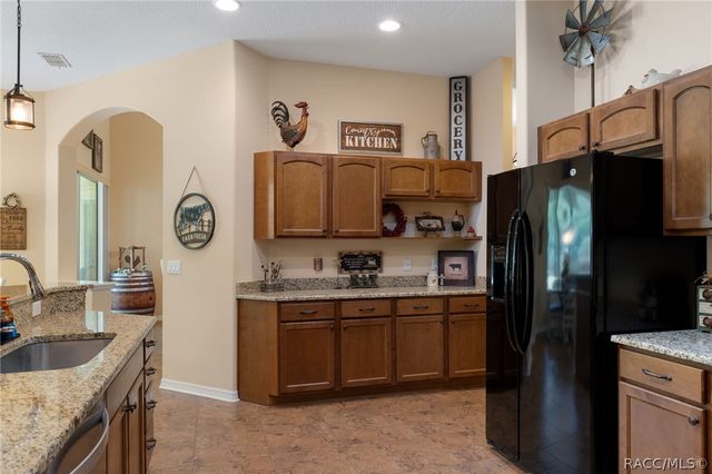 4081 W Roundup Court, Beverly Hills, FL 34465