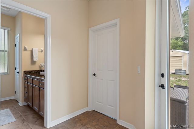 4081 W Roundup Court, Beverly Hills, FL 34465