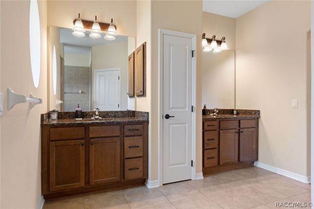 4081 W Roundup Court, Beverly Hills, FL 34465